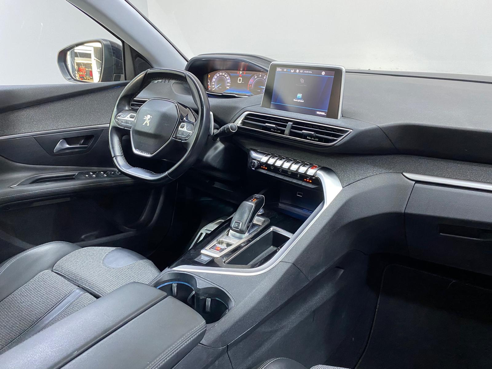 PEUGEOT 3008 23